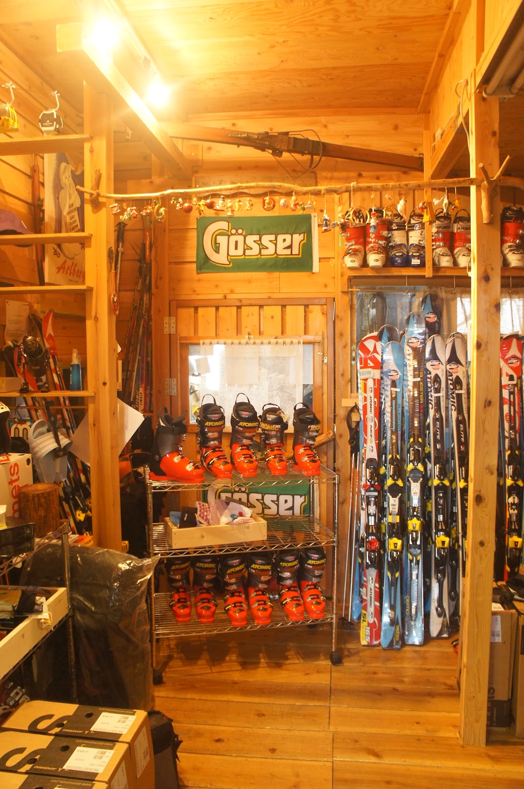 Sports Academy LTD // BEIN ski shop