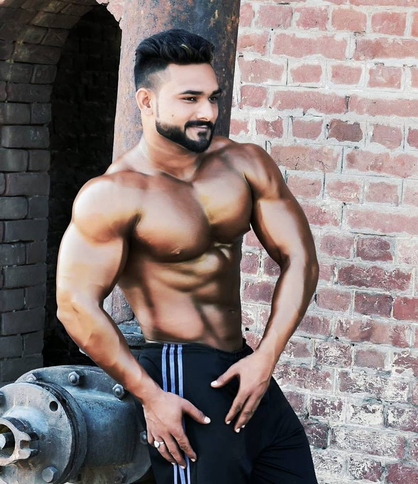 world bodybuilders pictures: punjabi gujranwala bodybuilder azher butt