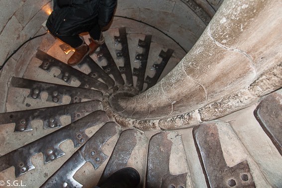 Escaleras de caracol subida catedral vieja de Salamanca