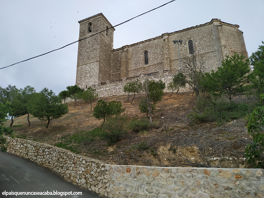 El país que nunca se acaba Los Santos de la Humosa El país que nunca se acaba Los Santos de la Humosa
