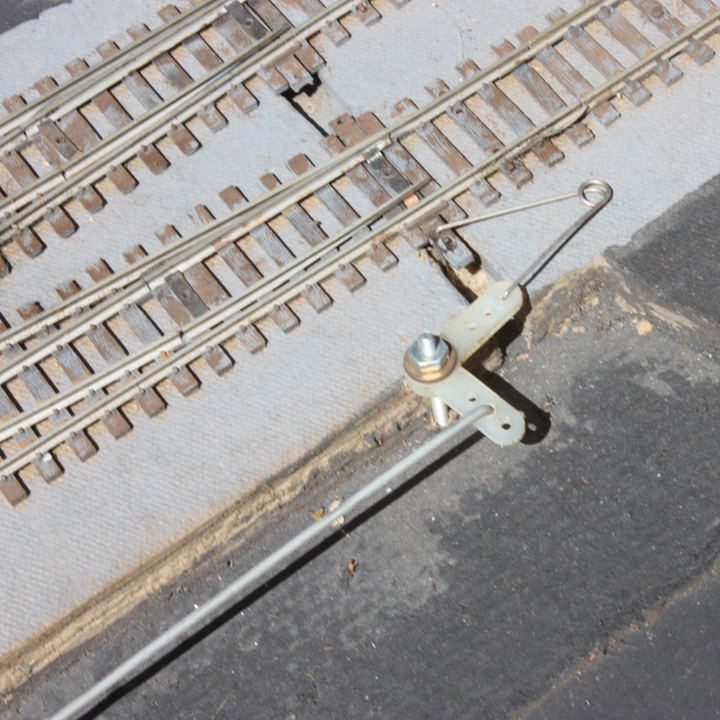 modeling the SP Using model aircraft control linkage