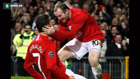Ronaldo 'tit ngoi' van am anh Rooney - Anh 2