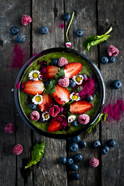 zielone smoothie bowl