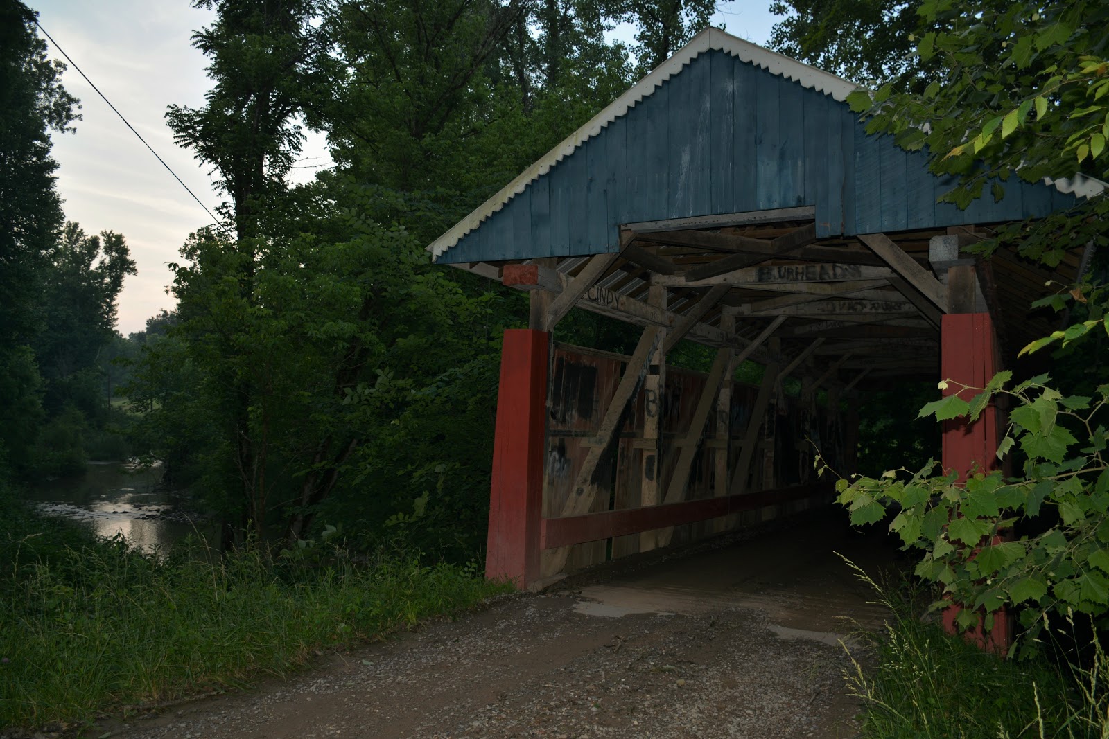 COVERED BRIDGES IN OHIO + JACKS HOLLOW COVERED BRIDGE MT. PERRY, OHIO