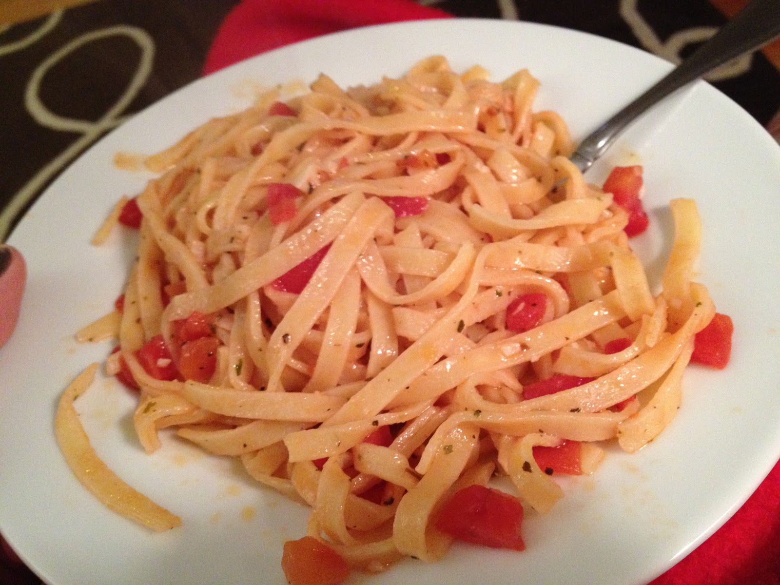Ruminations on Food: Cookie Swap Update and Easy Garlic Tomato Pasta