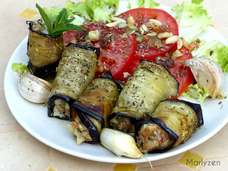 Aubergines à la viande hachée au basilic et à la menthe