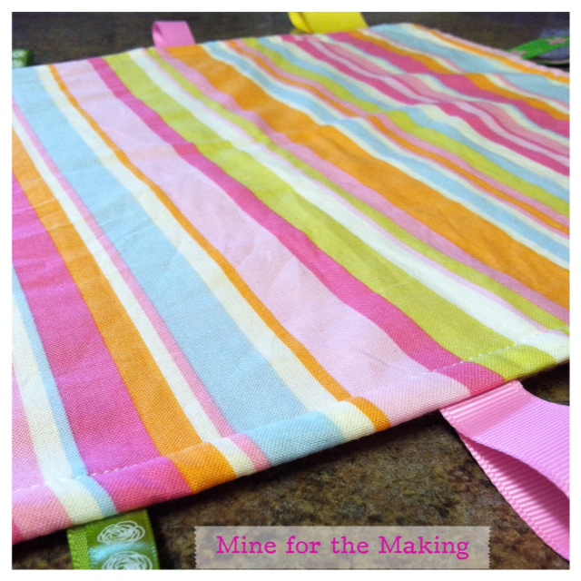 Taggy Baby Blanket {tutorial} - Mine for the Making