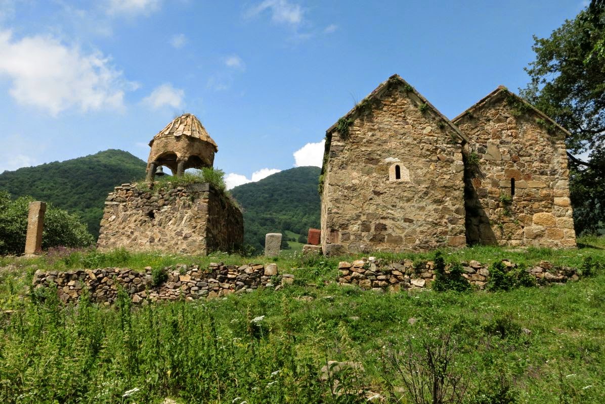 Монастырь Србанес в Армении