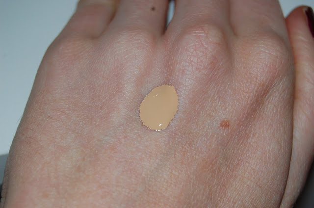 Urban Decay Naked Weightless Ultra Definition Foundation