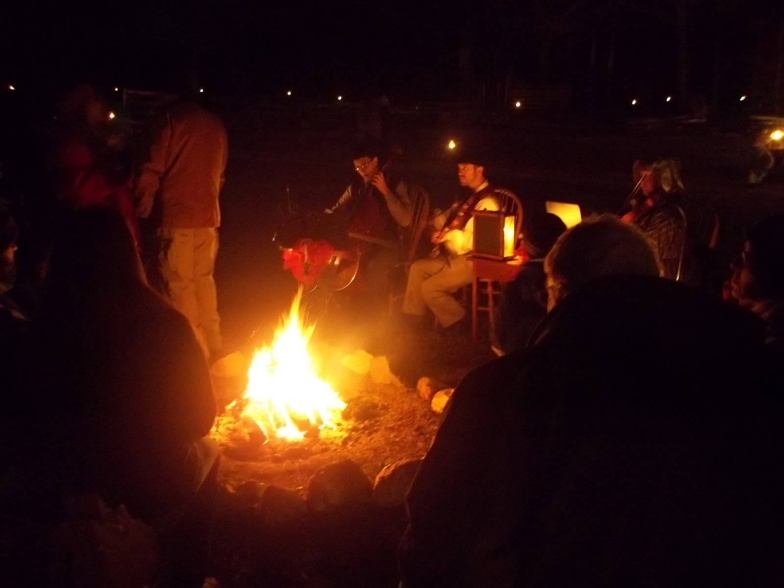 Southern Fried Common Sense & Stuff Christmas Candlelight Tour At