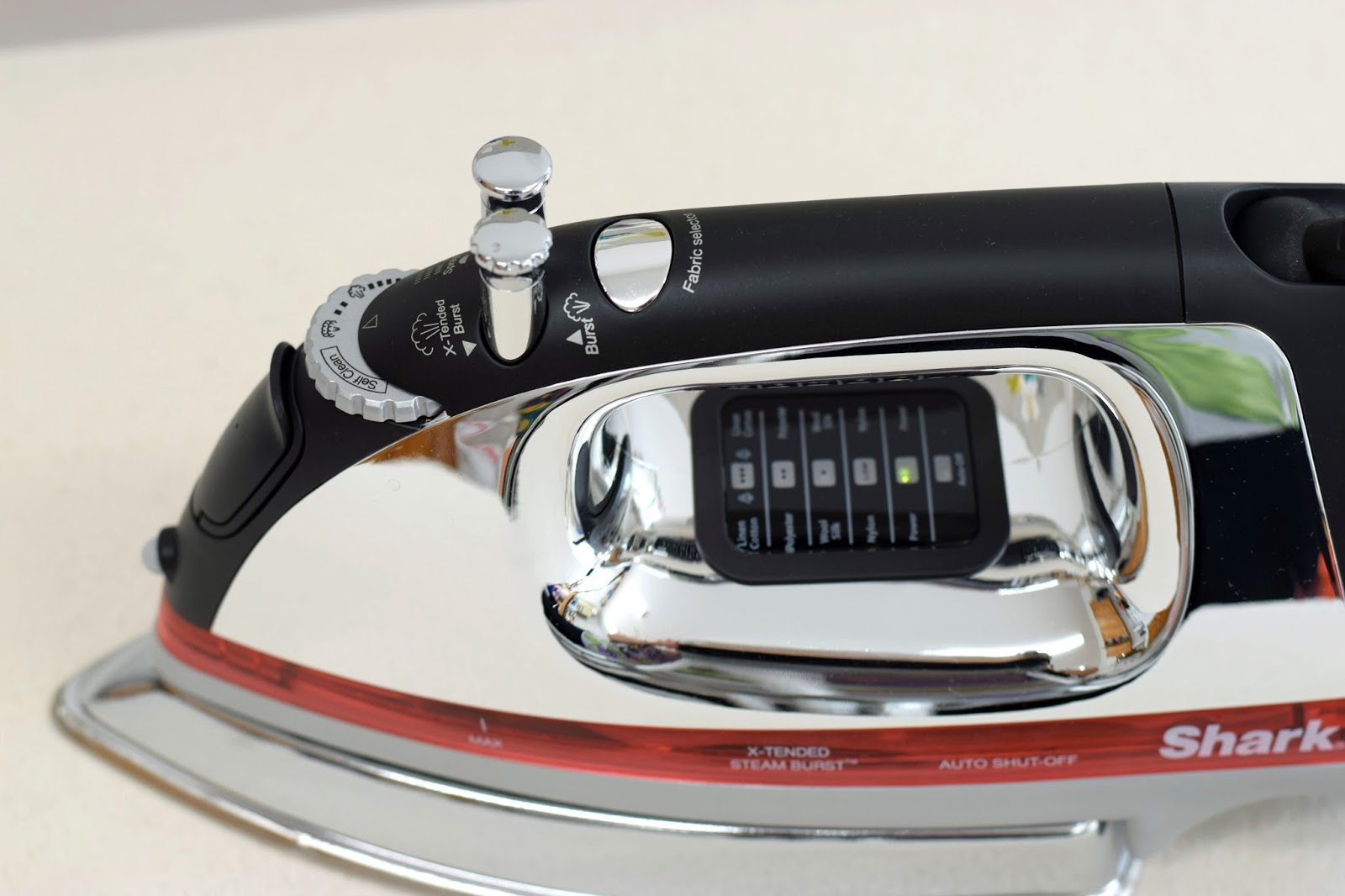 Quilted Blooms Shark Professional Iron Review