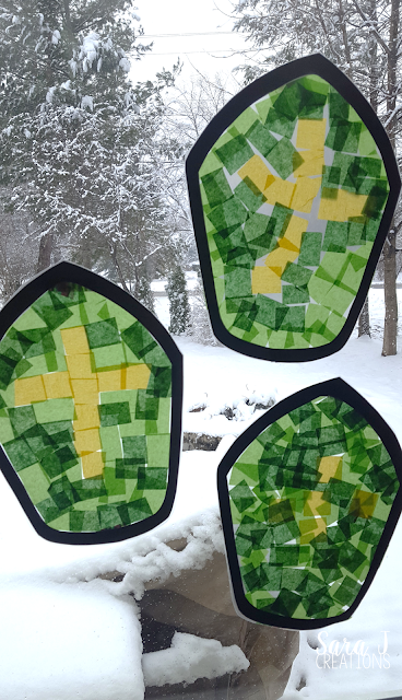 St. Patrick's Miter is the perfect craft for Catholic kids. This stained glass craft is perfect for decorating for St. Patrick's Day.