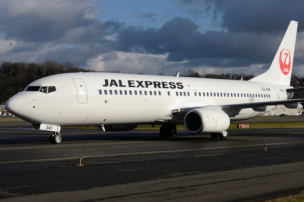 Puget Sound - Boeing Test Flights: JA341J B737-846 JAL Express