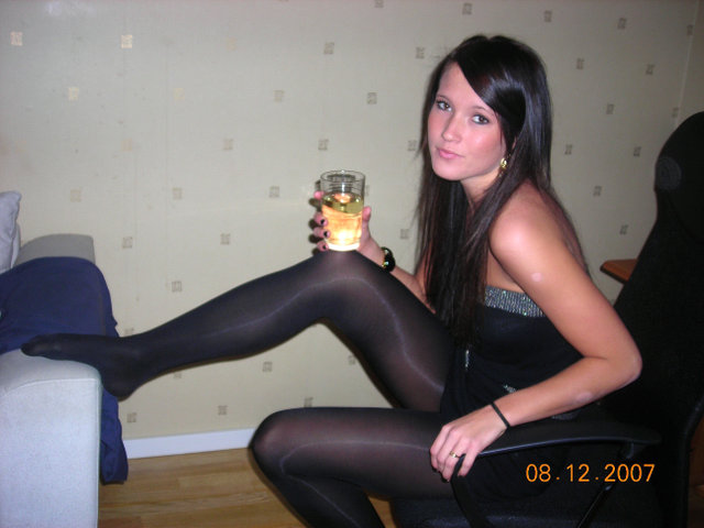 AMAZING PANTYHOSE Very Nice Candids