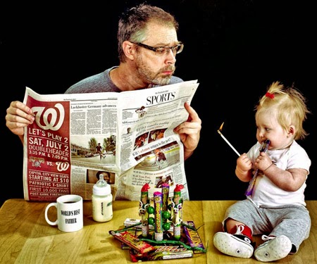 Hình ảnh hài hước bố và con gái