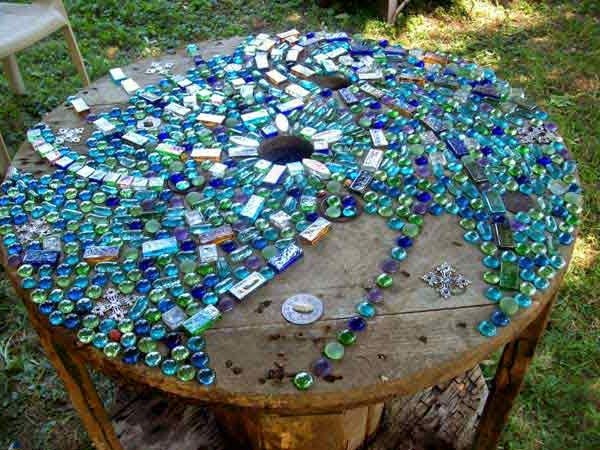 Garden table from Mosaic – 30 super models!