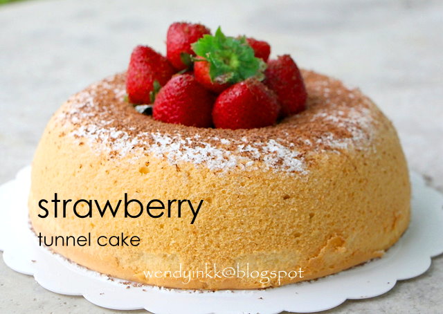 Strawberry Tunnel Cream Cake Strawberry Tunnel Cream Cake