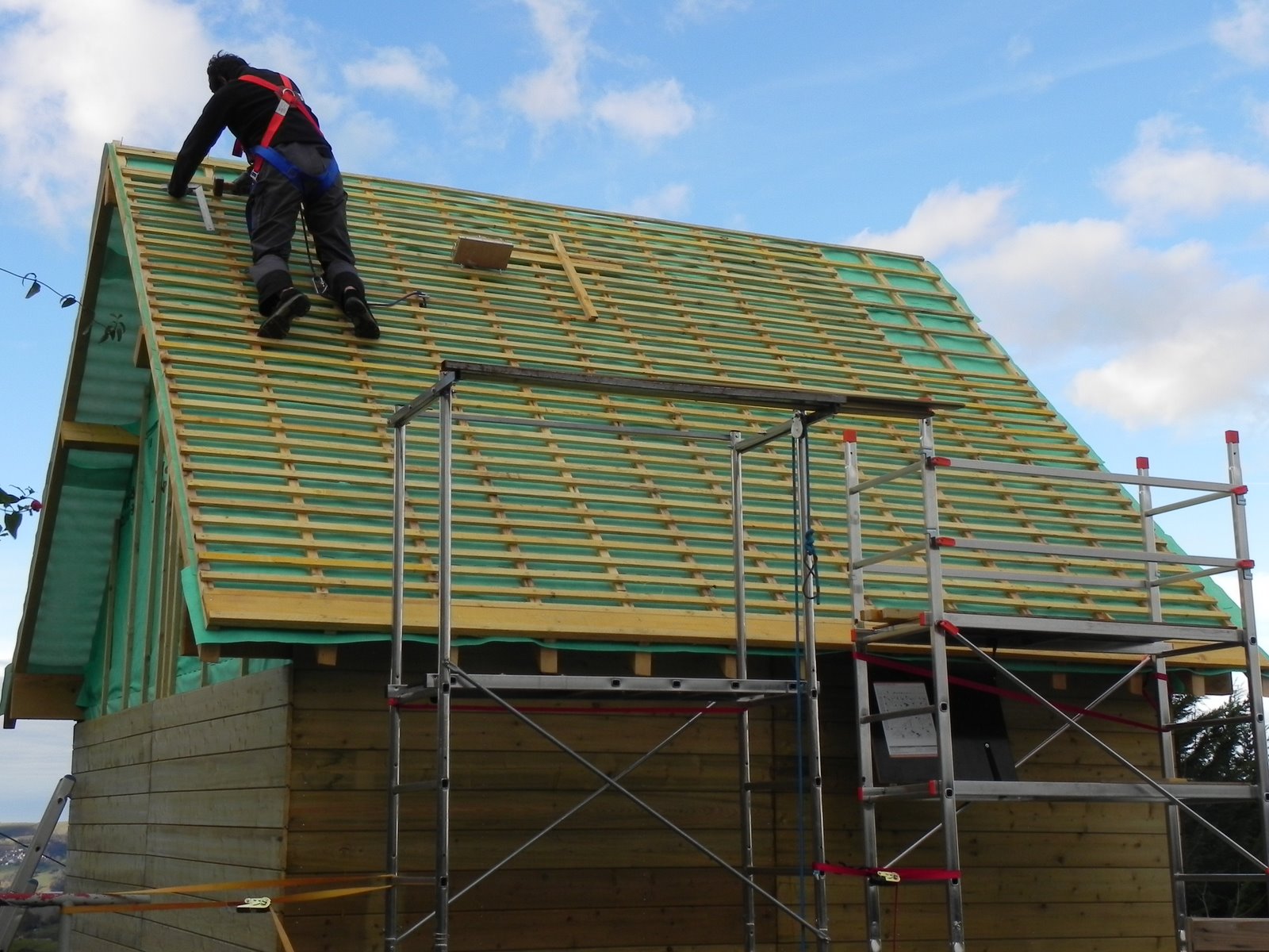 SL97 Pose des liteaux et charpente finie )