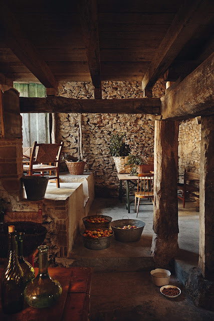 Living in the past at an old Spanish farmhouse