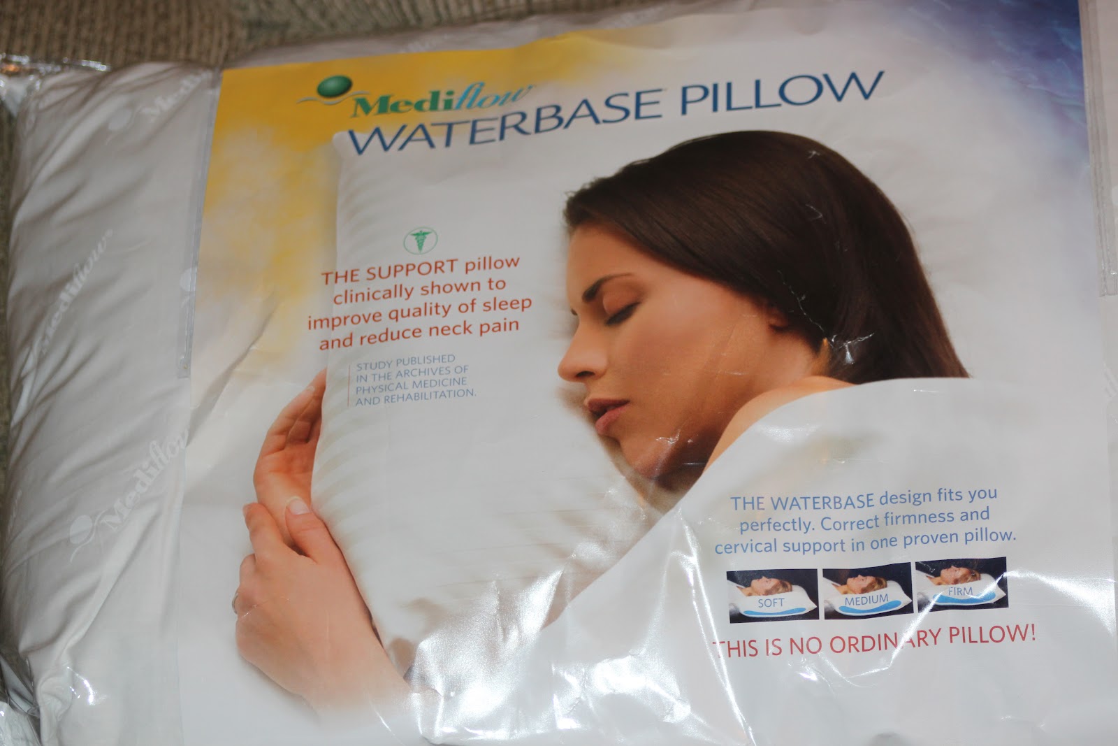 The FibroFrog Review and Giveaway For Mediflow Waterbase Pillow