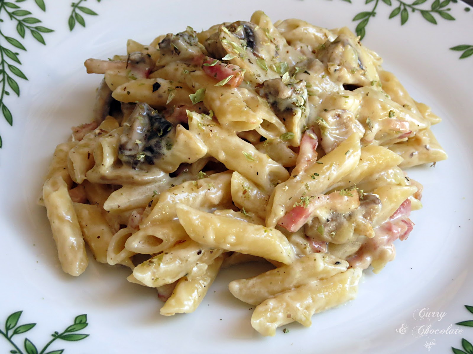 Macarrones con champiñones y panceta – Bacon and mushroom pasta Macarrones con champiñones y panceta – Bacon and mushroom pasta