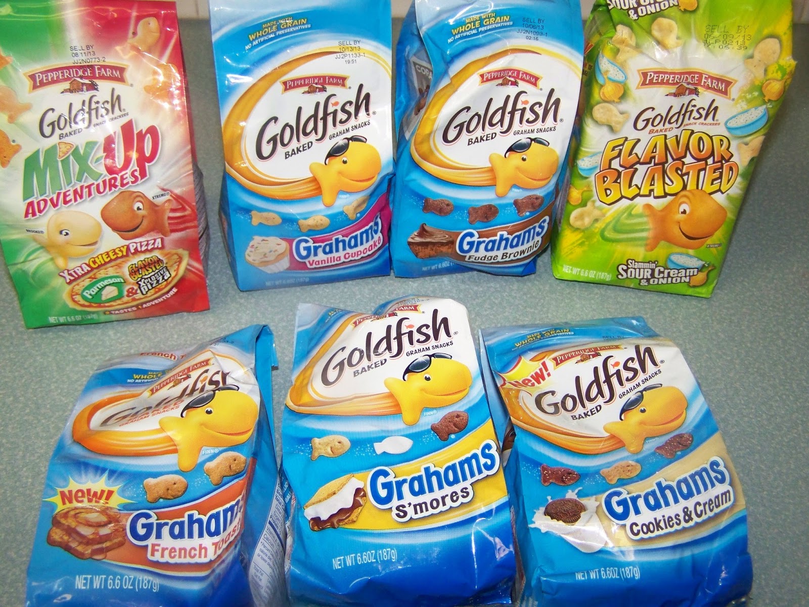 A to Z for Moms Like Me Goldfish varieties review