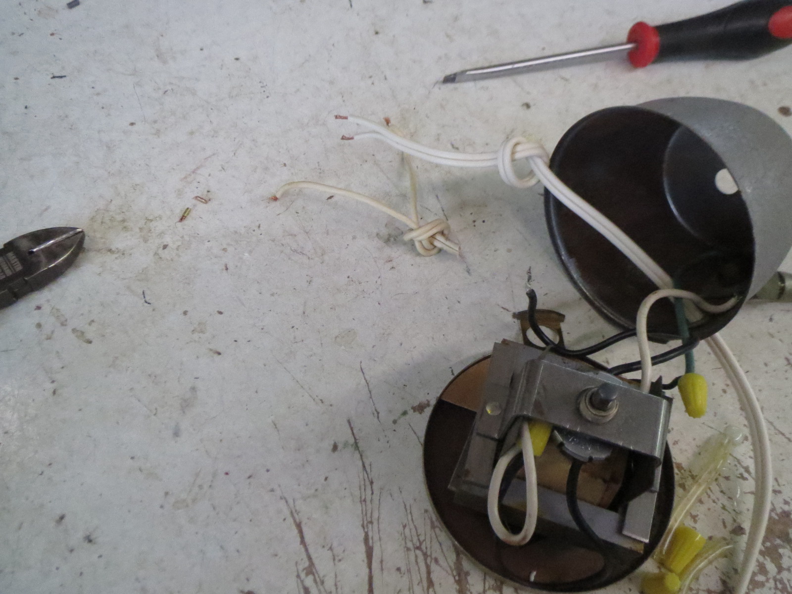 Lamp Parts and Repair | Lamp Doctor: August 2016