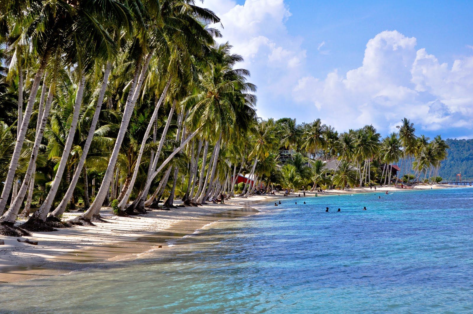 Pulau Sikuai: Pesona Pulau Yang Hilang Terabaikan Tetapi Masih Membuat