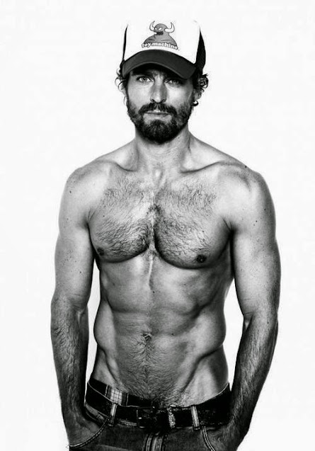 Τι δείχνει το μούσι σε έναν άντρα