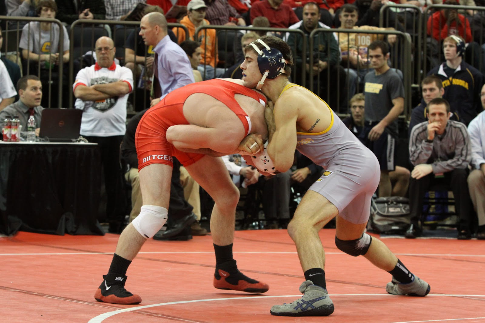 Finished by pin: Wrestling photoset 50