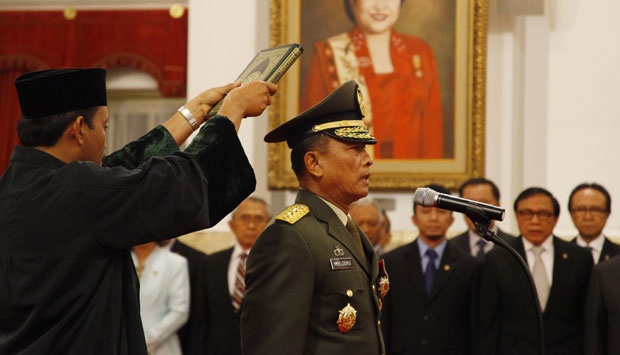 Presiden Lantik Panglima TNI dan KSAD Baru