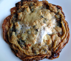 Momofuku's Cornflake Chocolate Chip Marshmallow Cookies
