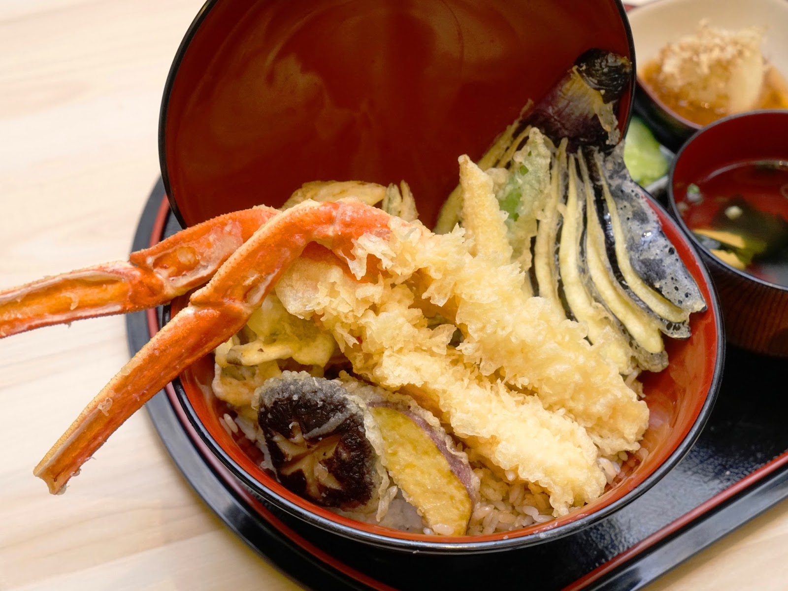 PinkyPiggu Guenpin Fugu & Snow Crab Japanese Restaurant Maxwell