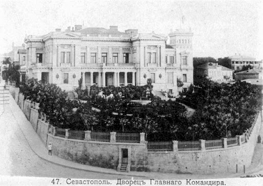 Дворец главного командира Черноморского флота в Севастополе