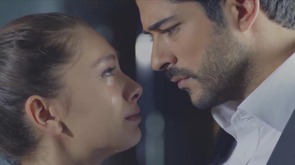 Wieczna miłość odcinek 22: Kemal zostaje sąsiadem Nihan! Emir zna prawdę o ich miłości! [Streszczenie + Zdjęcia]