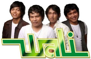 Lirik Lagu Dan Video Puaskah Wali Band Caretet