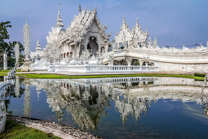 Thailands White Temple Looks Like It Came Down From Heaven