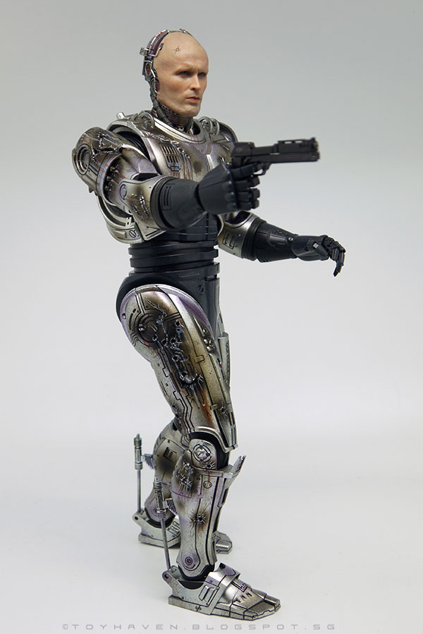 robocop battle damaged hot toys