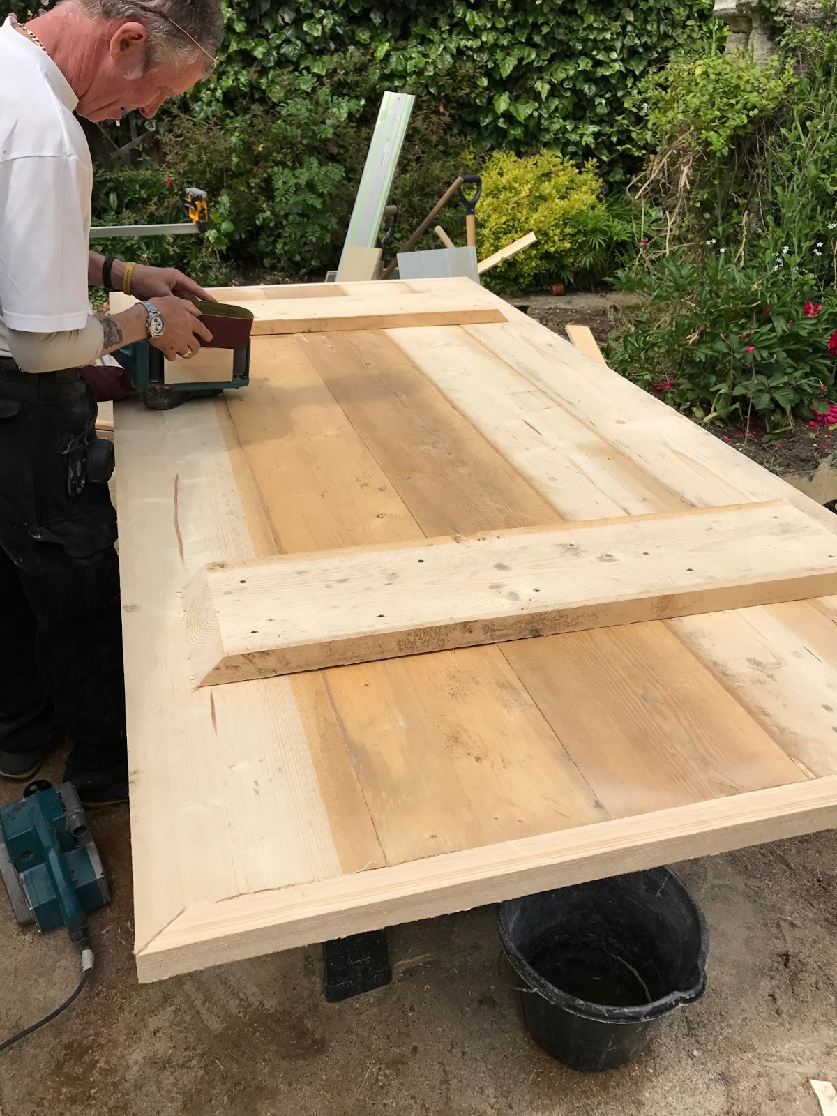 Makeover A Dining Table Made From Scaffold Boards Roses and Rolltops