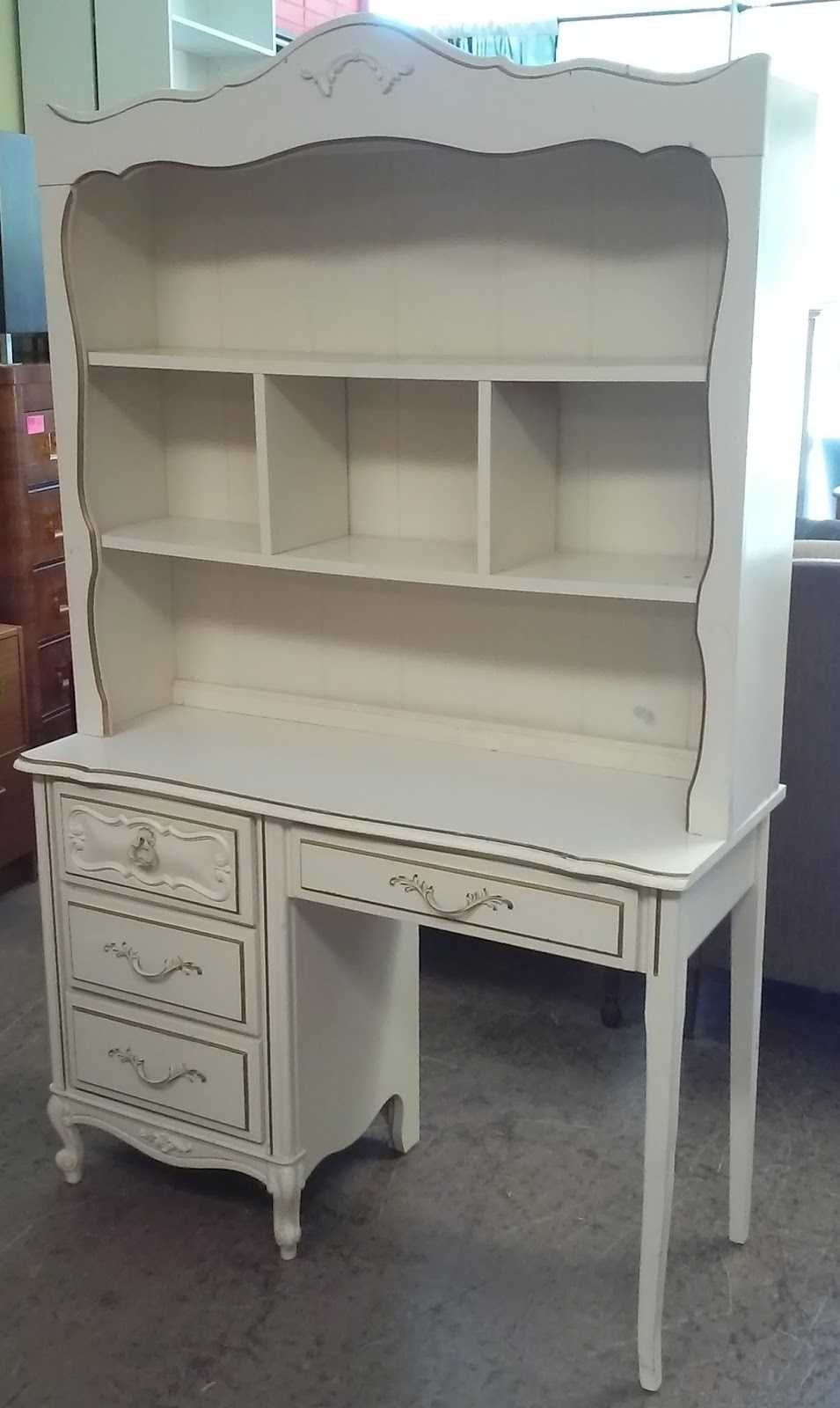 UHURU FURNITURE & COLLECTIBLES SOLD French Provincial Desk with Hutch 70