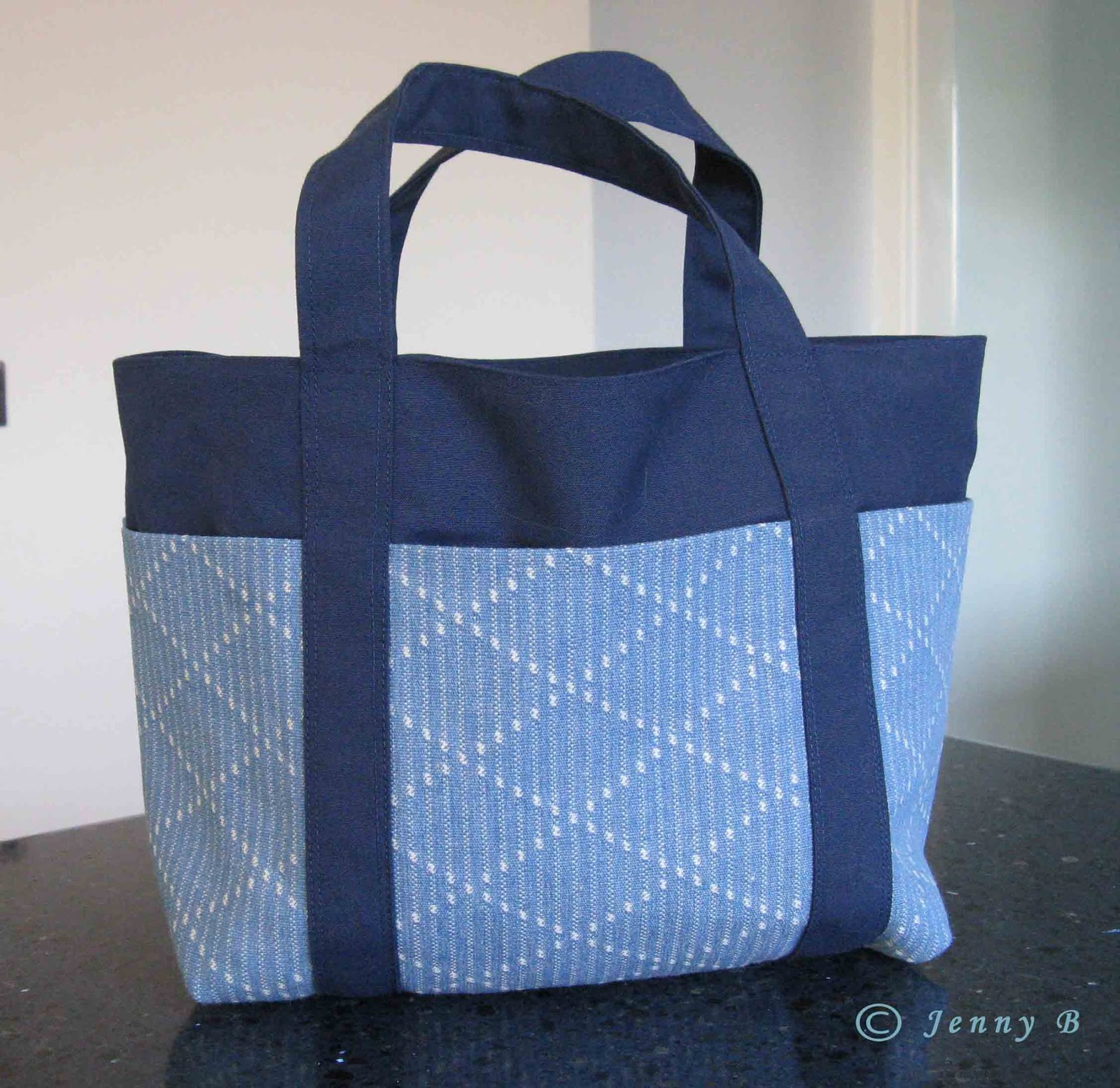 Jenny's Australian Needleart Journey: A Little Blue Lunch Bag