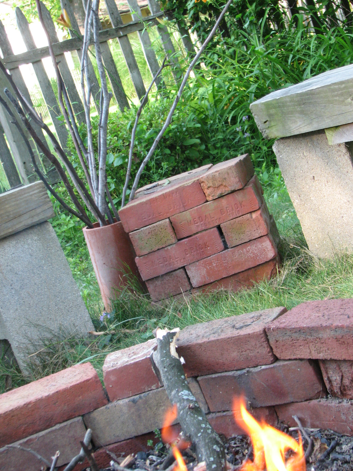 Budget Fire Pit From Reclaimed Brick, Making A Fire Pit Out Of Bricks