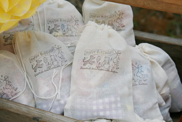 Kara s Party Ideas Vintage Winnie The Pooh Birthday Party  - 24