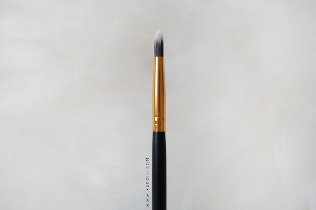 BH Cosmetics Sculpt and Blend 2 - 132 Precision Detailer Brush