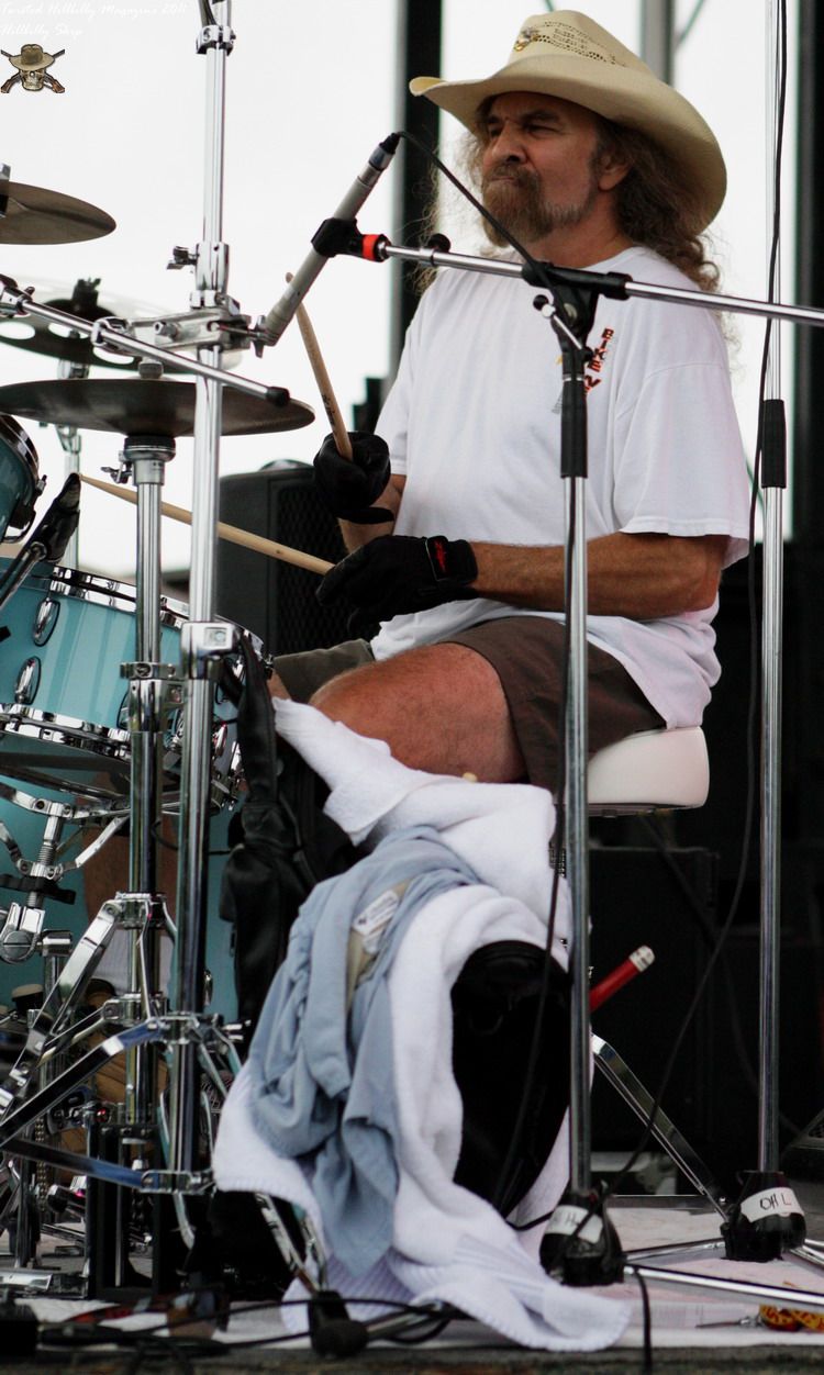 Rockfile Radio Rock Files: Happy Birthday ARTIMUS PYLE (video)