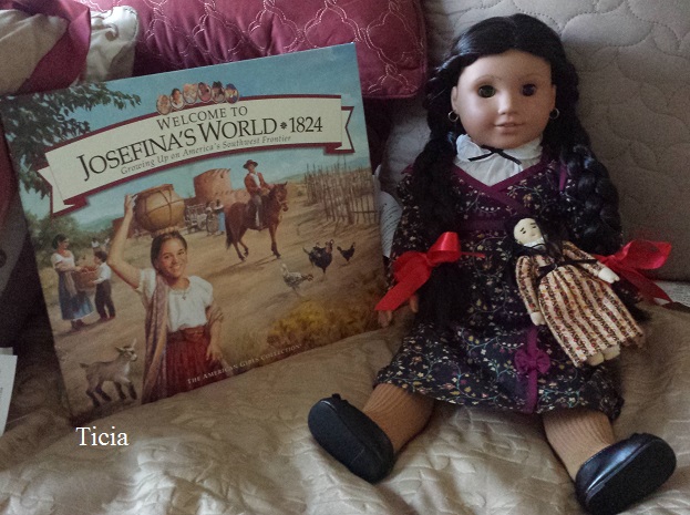 Living A Doll's Life : *REVIEW* Josefina's World Book