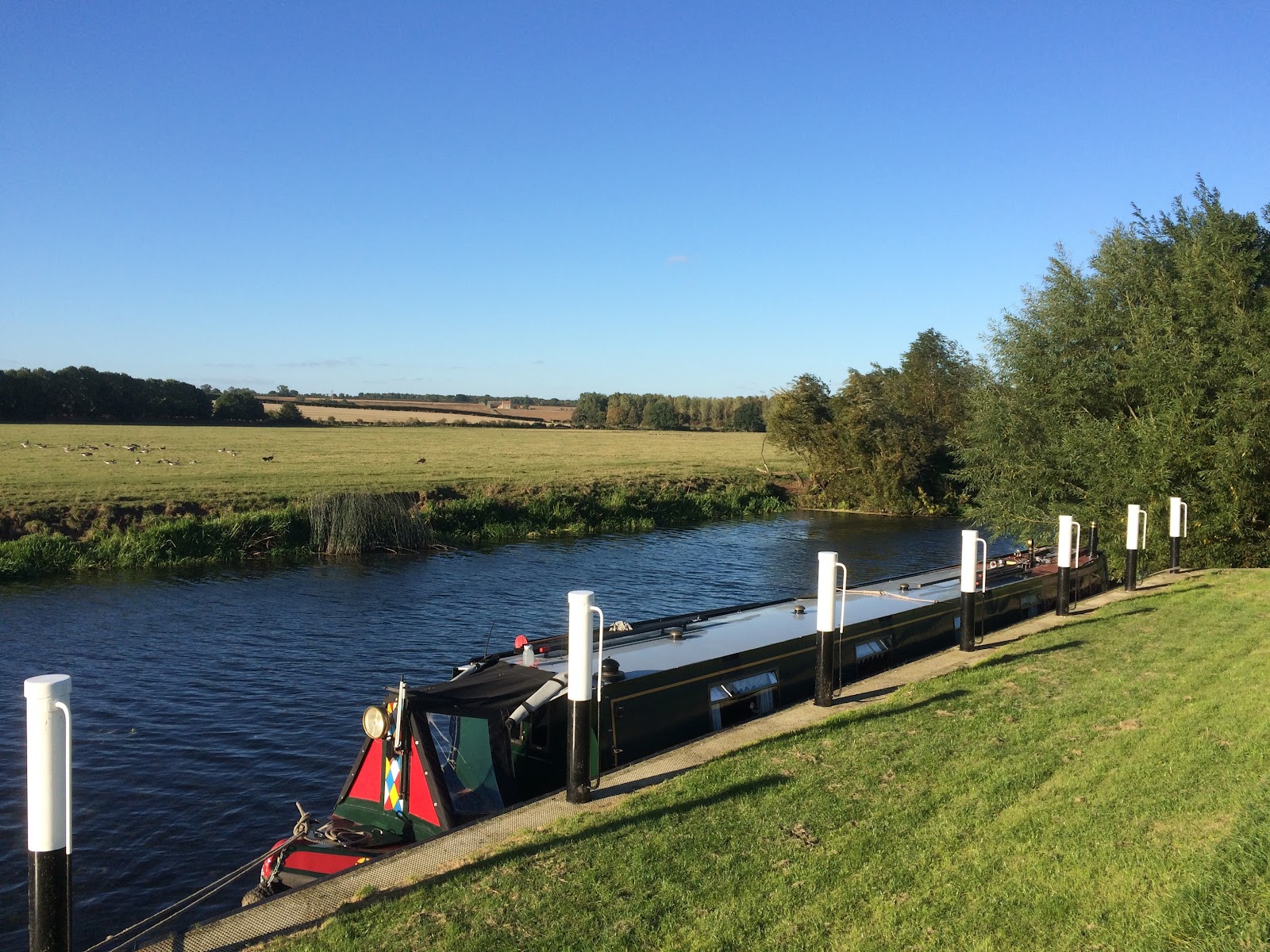 Narrow Boat Albert Thrapston and Islip