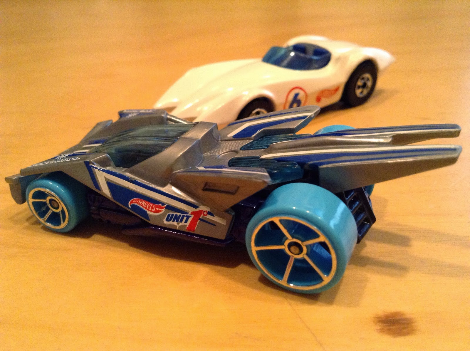 JULIAN'S HOT WHEELS BLOG: Second Wind & RD-02