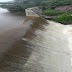 REGIÃO / Chuvas fazem Barragem de Itapicuruzinho de Jacobina transbordar