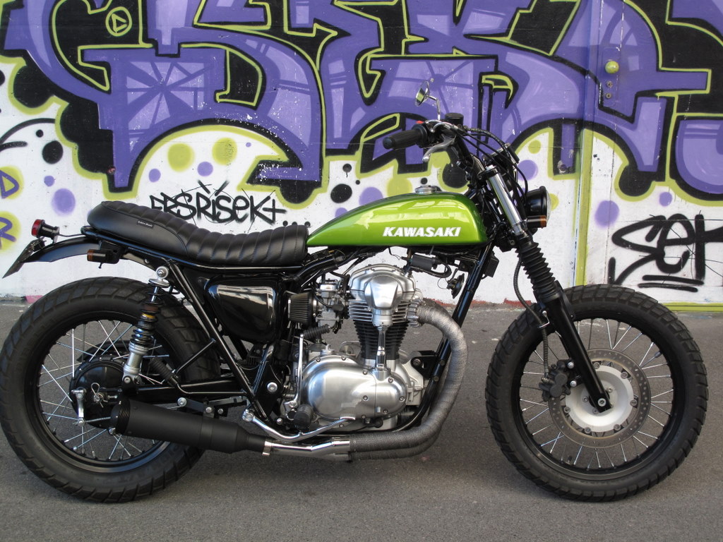 Autoroute Crash Bar Protection Pour KAWASAKI Pour W800 Pour W650 Pour W400 Pour W 800 650 400 Protection Moteur Barre Protection Cadre Moto Pare-chocs Moto Crash Bars(Chrome